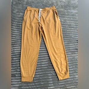vuori performance joggers